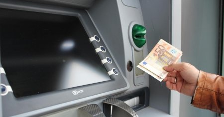 Banca importanta din Romania care schimba modalitatea de retragere a banilor. Cum vei putea scoate numerar de la ATM