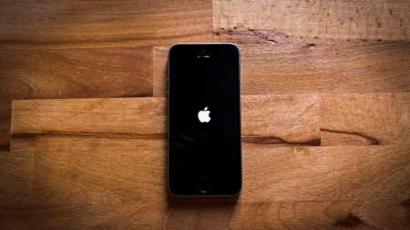 Apple, reduceri rare in China la iPhone-uri