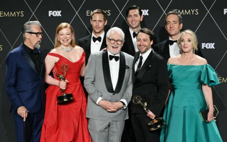 Premiile Emmy 2024. <span style='background:#EDF514'>LISTA CASTIGATORI</span>lor de anul acesta. Succession si The Bear au obtinut cele mai multe victorii