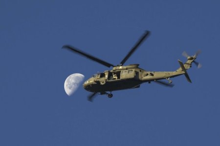 Armata americana va desfasura elicoptere in peninsula japoneza afectata de cutremur