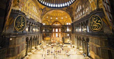 Cat costa sa vizitezi Biserica Intelepciunii Divine din Turcia, considerata cea de-a opta minune a lumii
