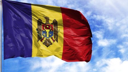 Numarul rusilor care cer cetatenie in Republica Moldova a explodat in ultima perioada