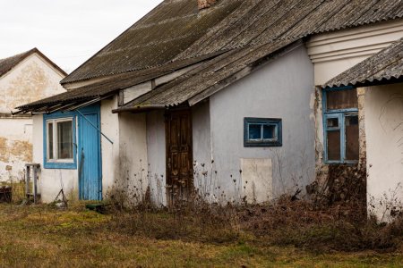 (P) Renovezi o casa veche? 5 investitii care merita facute