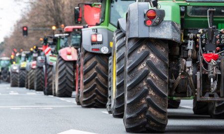Transportatorii si agricultorii protestatari au transmis Guvernului o lista cu 76 de revendicari