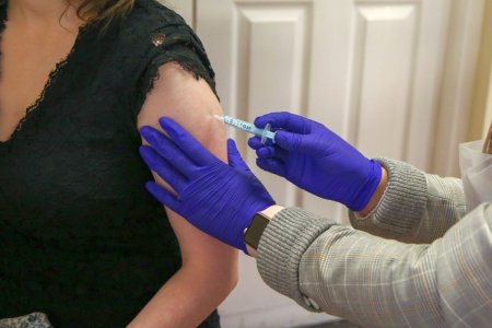 OMS: Cel putin 1,4 milioane de vieti au fost salvate in Europa de vaccinarea anti-Covid