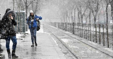 Vremea rea loveste Romania. Lapovita si ninsoare anuntate in urmatoarele 3 zile