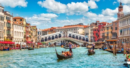 Primaria din Venetia a inceput sa puna in vanzare bilete de intrare in oras in valoare de cinci euro
