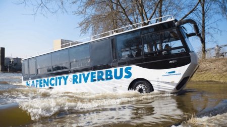 Dunarea va putea fi traversata cu un autobuz amfibie