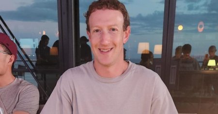 Peste 90.000 de comentarii la fotografia lui Mark Zuckerberg in care apare cu o friptura uriasa in fata. Val de ironii si critici