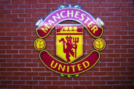 Manchester United apeleaza la inteligenta artificiala. Diavolii rosii incheie un acord cu o universitate de top