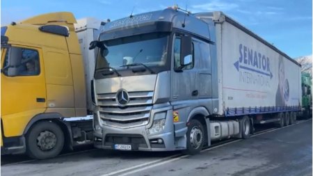 Traficul prin Vama Siret a fost reluat | Coada de TIR-uri, la intrarea in Romania