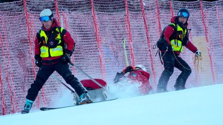 O noua accidentare grava la <span style='background:#EDF514'>CUPA MONDIALA</span> de schi alpin » Campioana olimpica, transportata cu elicopterul la spital!