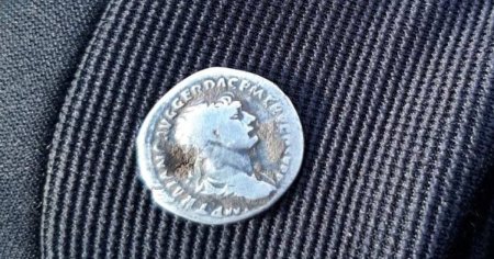 Moneda emisa de imparatul Traian descoperita in apropiere de Vaslui. Valora cat solda unui soldat roman