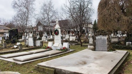 Orasul din Romania in care 500 de morminte vor fi mutate din cimitir, pentru constructia unui nou complex rezidential