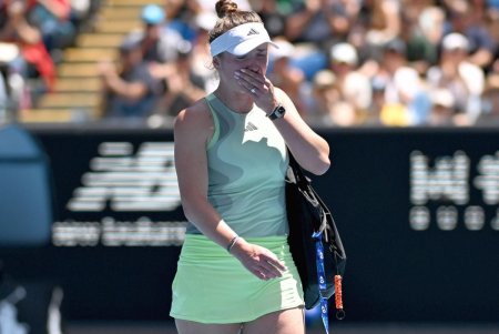 Elina S<span style='background:#EDF514'>VITOL</span>ina a iesit in lacrimi de pe teren! S-a retras dupa doar trei game-uri in optimile Australian Open