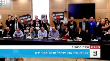 Rudele ostaticilor israelieni au intrat cu forta in Parlamentul din Israel