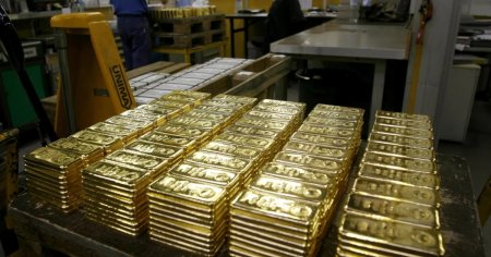 Aurul se va scumpi cu 10% in acest an, pe fondul unor posibile rate ale dobanzilor
