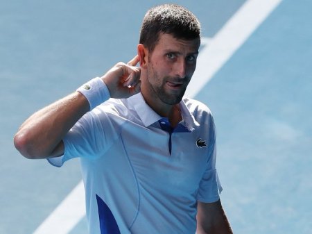 Novak Djokovic ajunge in semifinale la Australian Open pentru a 11-a oara in cariera