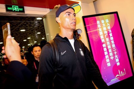 Nebunie in China! Fanii au luat cu asalt hotelul in care este cazat Cristiano Ronaldo dupa ultima decizie a clubului