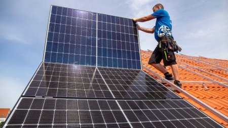 Programul Casa Verde Fotovoltaice 2024 a fost deblocat. Presedintele AFM, anunt pentru romani