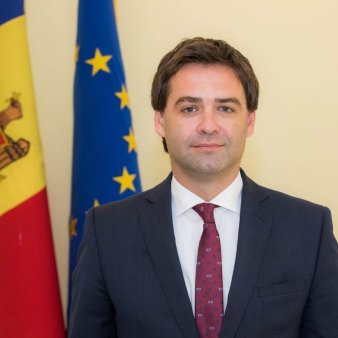 Ministrul de externe al Republicii Moldova, Nicu Popescu, si-a anuntat demisia