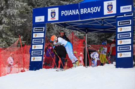 100 de copii se vor intrece pe schiuri la cea de-a VI-a editie a competitiei nationale de Schi Alpin din Poiana Brasov