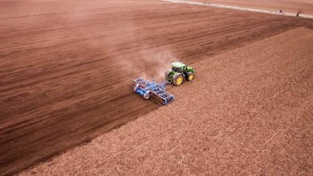 Ministerul Agriculturii aloca 270 milioane lei pentru <span style='background:#EDF514'>SUBVENTIONA</span>rea accizei la motorina utilizata in agricultura