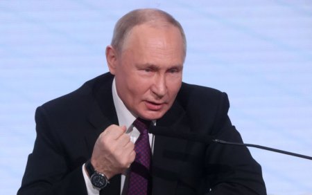 Putin a mers in exclava rusa Kaliningrad. Nu este un mesaj catre NATO