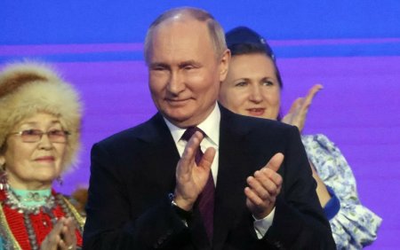 Rusii ii construiesc lui Putin o adevarata bestie. La ce va fi folosit Leningrad, monstrul de 170 de metri lungime