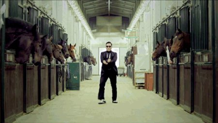 Ce mai face PSY, cor<span style='background:#EDF514'>EEANU</span>l care a devenit multimilionar peste noapte cu doar o melodie!  Fenomen muzical global, Gangnam Style detine recordul de 5 miliarde vizualizari YouTube