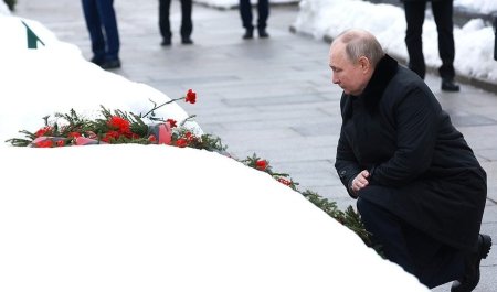  Voi face totul pentru a eradica definitv nazismul. Vladimir Putin a amenintat din nou Ucraina, la ceremonia de marcare a 80 de ani de la sfarsitul asediului <span style='background:#EDF514'>LENIN</span>gradului