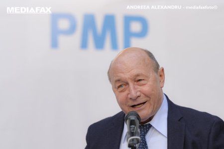 Traian Basescu este internat in Spitalul Militar de cinci zile