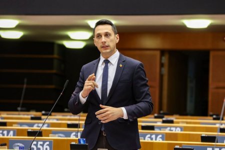Mosteanu: Europarlamentarul Vlad Gheorghe a fost suspendat din partid pentru neplata cotizatiei
