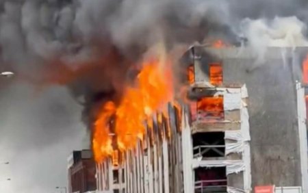 Incendiu violent in Liverpool. Oamenii au fost evacuati de urgenta, dupa ce un imobil cu 4 etaje a fost cuprins de flacari