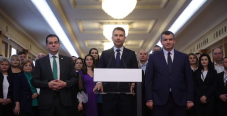 Alianta Dreapta Unita isi anunta lista comuna si programul electoral
