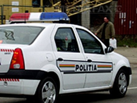 Bataie in Slatina dupa o sicanare in trafic intre doi politisti. Unul dintre ei a ajuns la spital