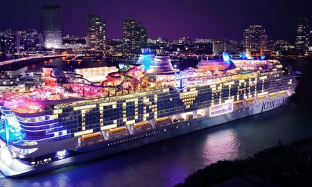 Icon of the Seas, cea mai mare <span style='background:#EDF514'>NAVA DE CROAZIERA</span> noua din lume, a plecat din portul Miami