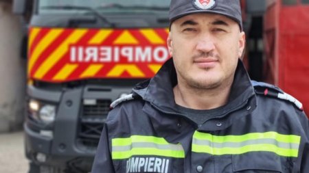 Erou in uniforma. Pompierul Marian Radoaca a salvat viata unui barbat aflat in pericol in apele inghetate ale unui lac