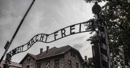 Polonia a declarat ca este inacceptabil ca lagarul de concentrare de la Auschwitz sa fie numit 
