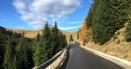 Drumul spectaculos din Romania. Cuprinde peisaje pitoresti impresionante, <span style='background:#EDF514'>CASCADE</span>, pajisti alpine, serpentine si numeroase obiective turistice