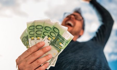 Romania are o avere financiara medie pe cap de locuitor de 5.823 euro