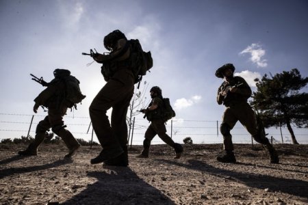 Armata israeliana le cere palestinienilor sa paraseasca de urgenta o zona de langa orasul Gaza