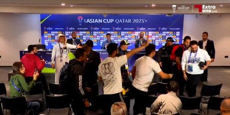 Selectionerul Irakului aproape sa fie luat la bataie de jurnalisti dupa eliminarea de la Cupa Asiei
