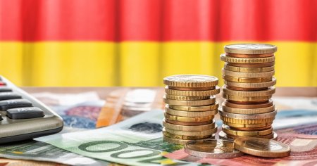Economistii sfatuiesc Germania sa <span style='background:#EDF514'>REFORME</span>ze asa numita frana a datoriilor