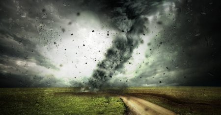 Ciclonul bomba se apropie de Europa. Furtuna Ingunn este la fel de periculoasa ca un <span style='background:#EDF514'>URAGAN</span>