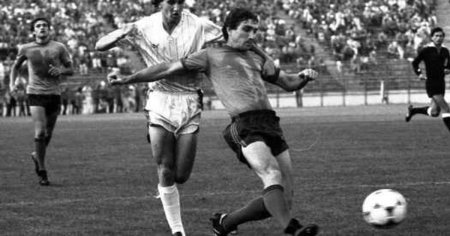 1 februarie: trei ani fara Ilie Barbulescu, primul fotbalist al echipei Steaua care a atins Cupa Campionilor Europeni la <span style='background:#EDF514'>SEVILLA</span>