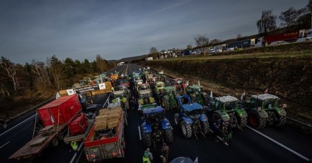 Magazinele franceze se confrunta cu lipsuri de alimente din cauza protestelor fermierilor
