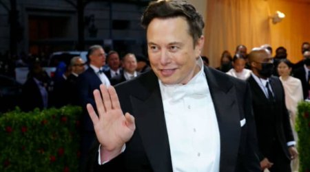 Elon Musk spune ca actionarii Tesla vor vota pentru mutarea sediului social in Texas
