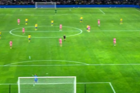 Gol de generic marcat sub privirile lui Messi si Ronaldo! A marcat de la 60 de metri