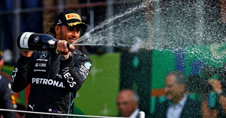 De sapte ori castigator de Formula 1, Hamilton va concura pentru Ferrari din 2025